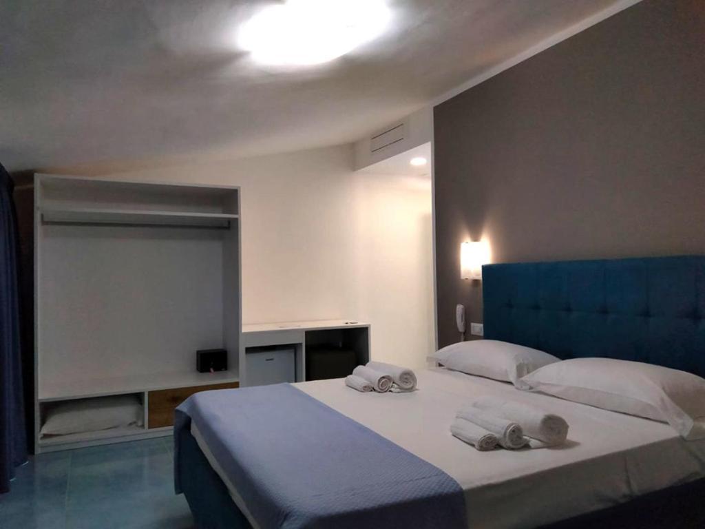 Hotel Da Alfredo 카스텔라바테 외부 사진
