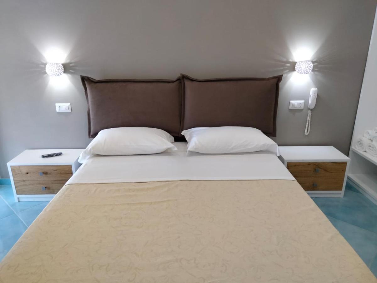 Hotel Da Alfredo 카스텔라바테 외부 사진