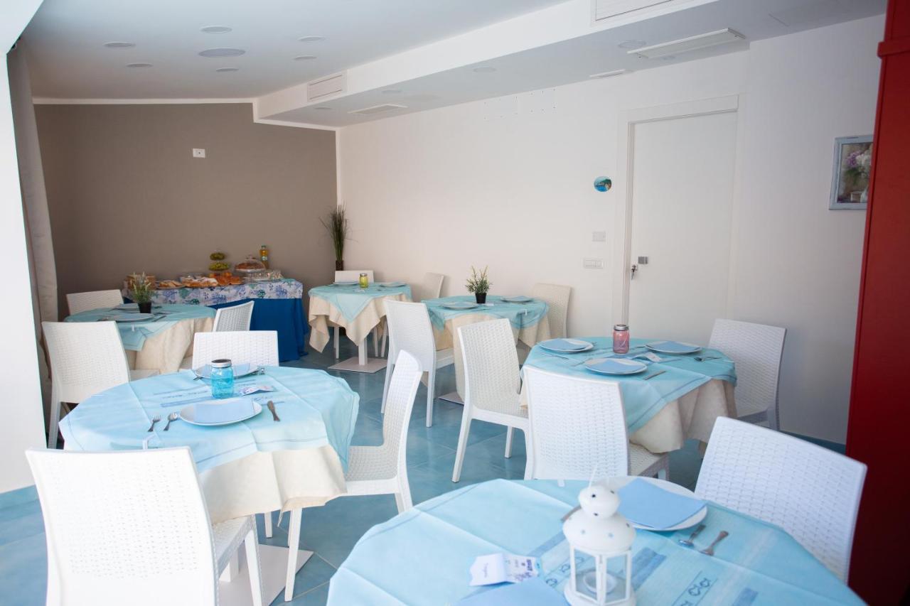 Hotel Da Alfredo 카스텔라바테 외부 사진