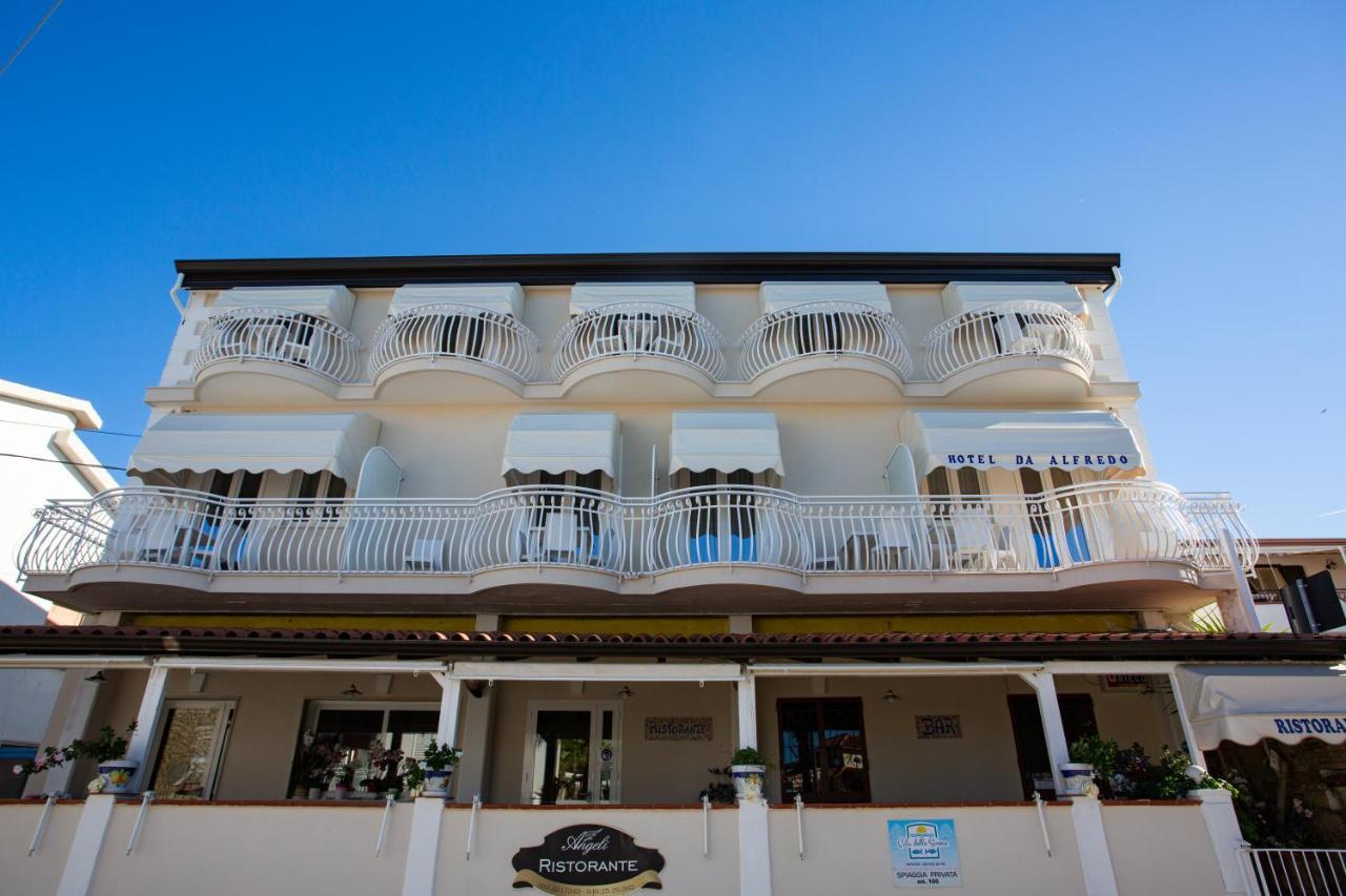 Hotel Da Alfredo 카스텔라바테 외부 사진